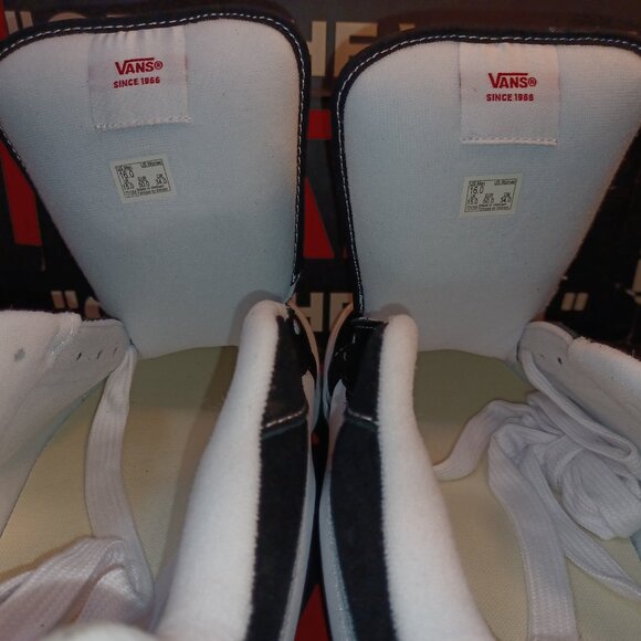 Vans Men's U.S.16 Knu Skool Skate Black/True White Classic VN0009QC6BT - Picture 4 of 12